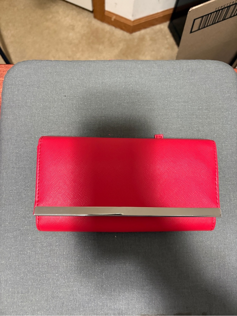 Source Unknown Bright Red Clutch with Silver Bar